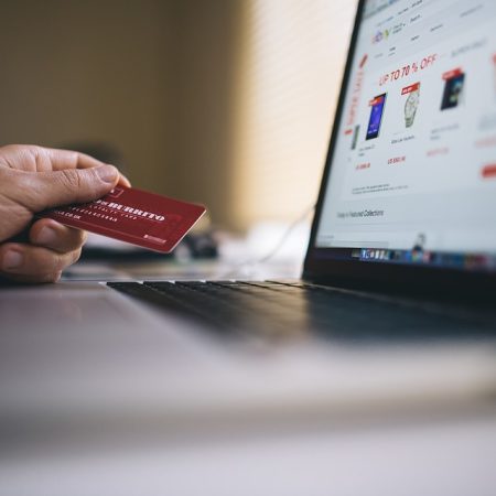 Pradėtas tyrimasis tyrimas dėl įtariamo bendrovės „Beta Media“ sukčiavimo