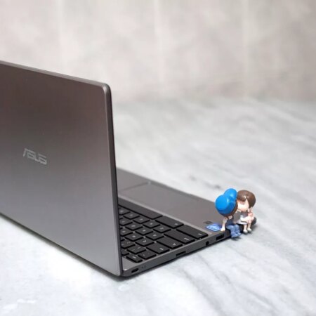 Išjunkite jutiklinį ekraną „Chromebook“.