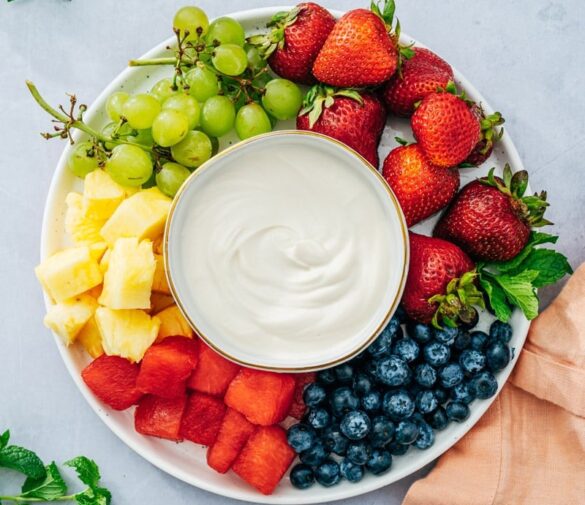 Lengvas vaisių padažas (3 ingredientai) – pora gamina