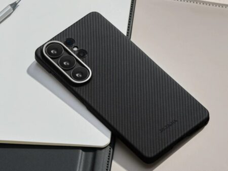Geriausi minimalistiniai telefonų dėklai, kad jūsų išmanusis telefonas atrodytų elegantiškas